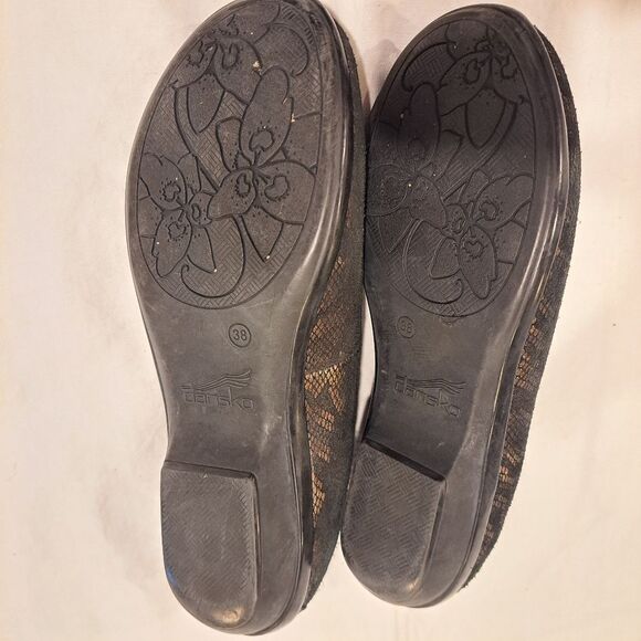 Dansko black leather slip-on loafers black lace design womens size EUR 38 US 7.5 - Picture 7 of 9